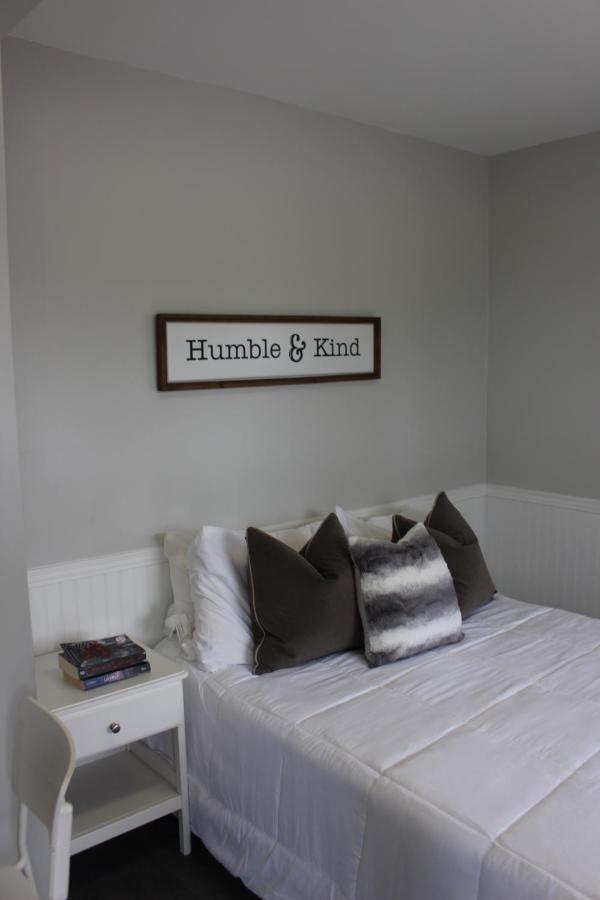 Lakeview Motel & Cottages Sauble Beach Bagian luar foto