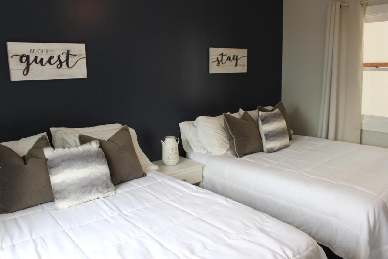 Lakeview Motel & Cottages Sauble Beach Bagian luar foto
