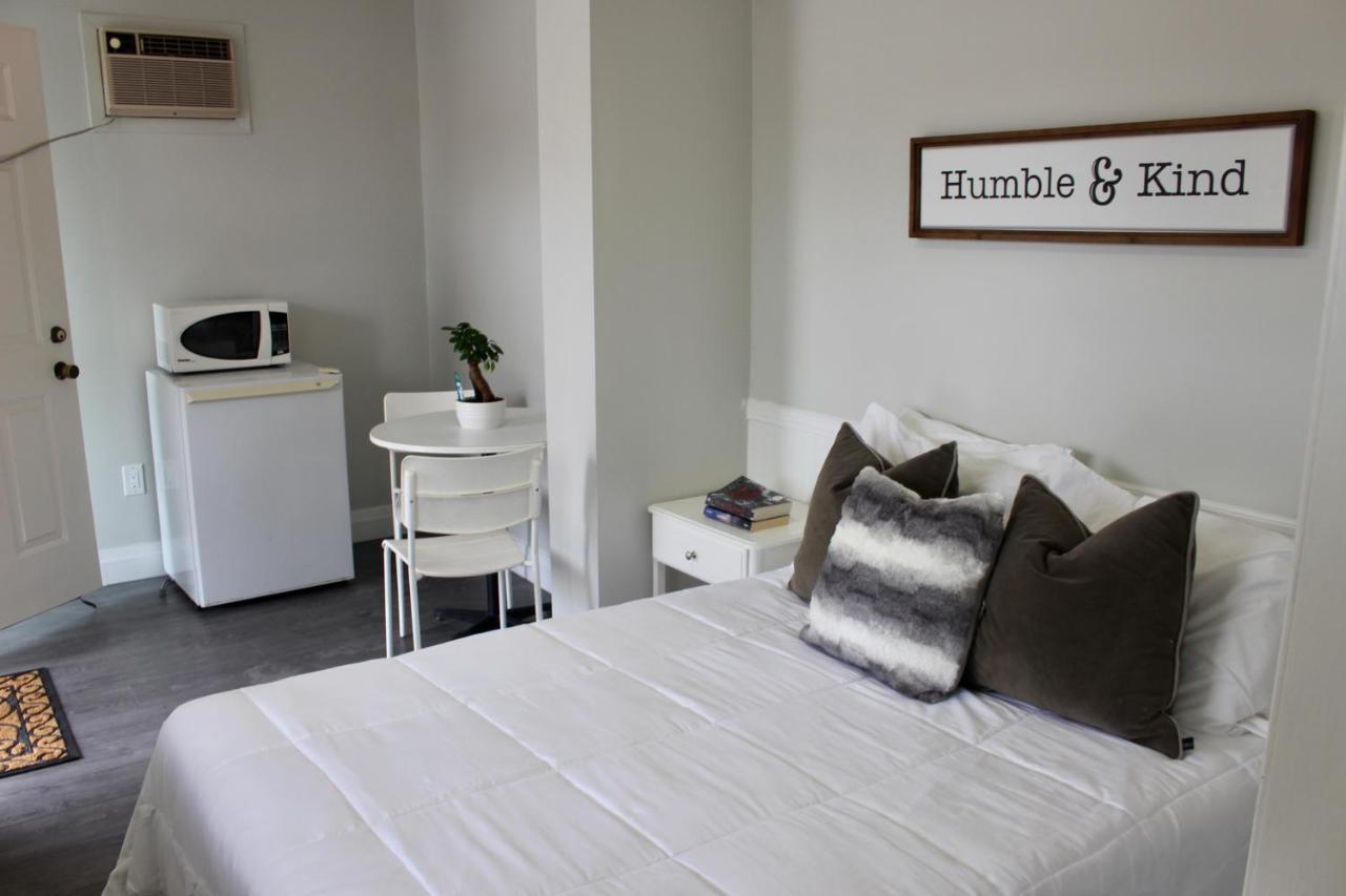 Lakeview Motel & Cottages Sauble Beach Bagian luar foto